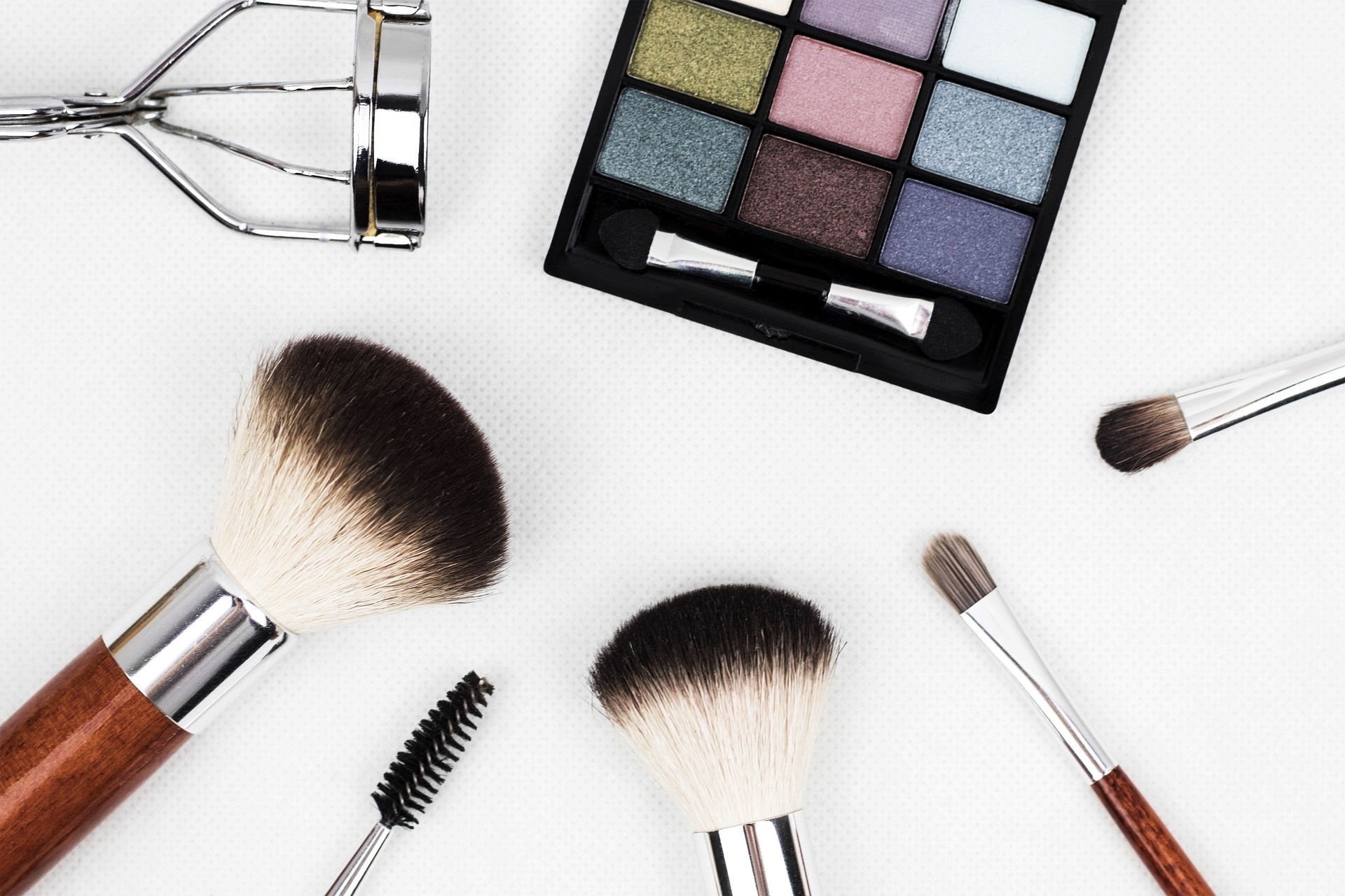 Makeup tools